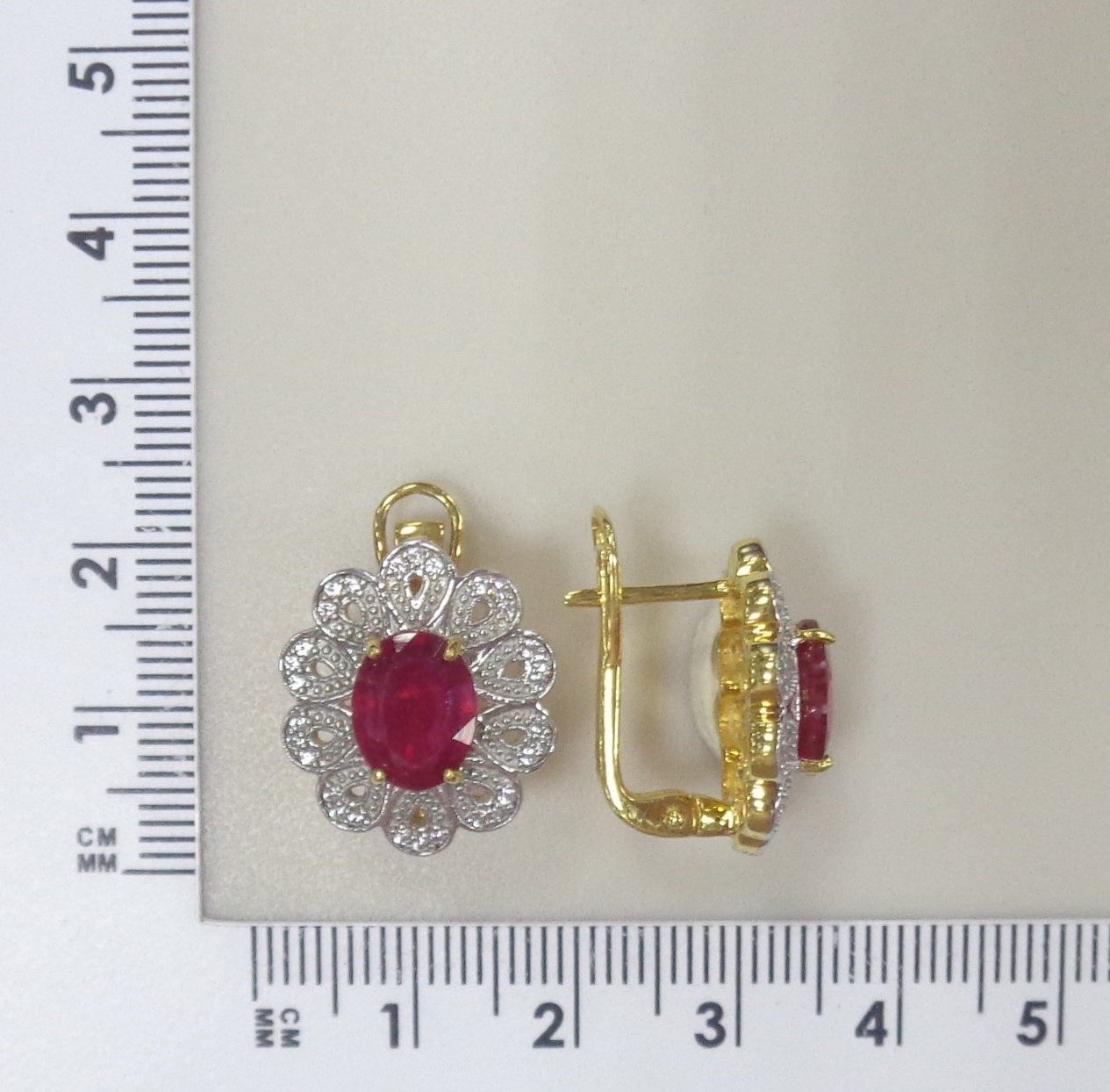 Серебряные серьги с рубинами